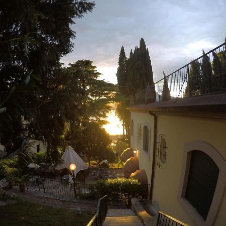 Villa Corteolivo Rooms トッリ・デル・ベーナコ エクステリア 写真