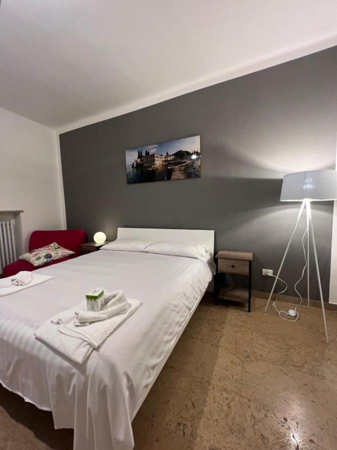 Villa Corteolivo Rooms トッリ・デル・ベーナコ エクステリア 写真